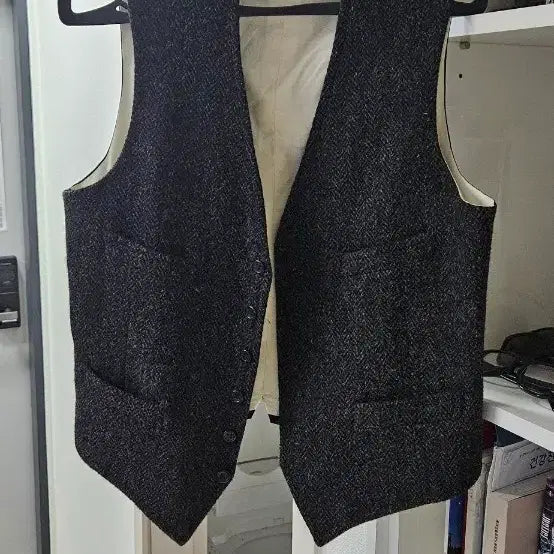 [SOLD OUT] 폴로 헤링본 베스트 40r 팝니다.