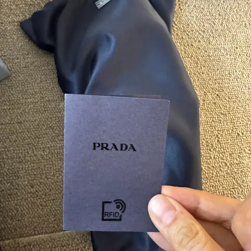 [BUNJANG] Prada Slingback Black Patent Leather 37.5 / 프라다 슬링백 블랙 유광 37.5