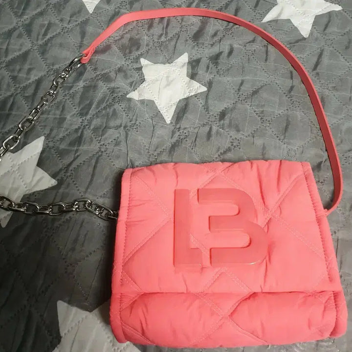 [BUNJANG] BIMBA Y LOLA Quilted Padded Crossbody Bag Light Pink / 빔바이롤라 LB 퀄팅 패디드 크로스백 라이트 핑크