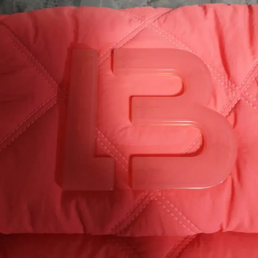 [BUNJANG] BIMBA Y LOLA Quilted Padded Crossbody Bag Light Pink / 빔바이롤라 LB 퀄팅 패디드 크로스백 라이트 핑크
