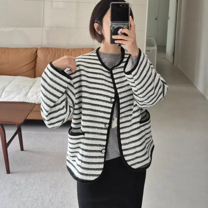 [BUNJANG] Oversized Tweed Jacket / 오버사이즈 트위드 자켓 / 스트라이프 가디건 봄 가을 간절기 얇고 가벼운