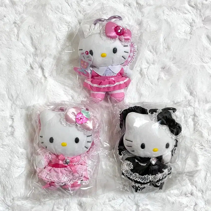 [BUNJANG] Hello Kitty Lovely Frill Series Mascot Doll Keyring / 일괄.정품미개봉)헬로키티 러블리 프릴 시리즈 마스코트 인형키링로리타메이드