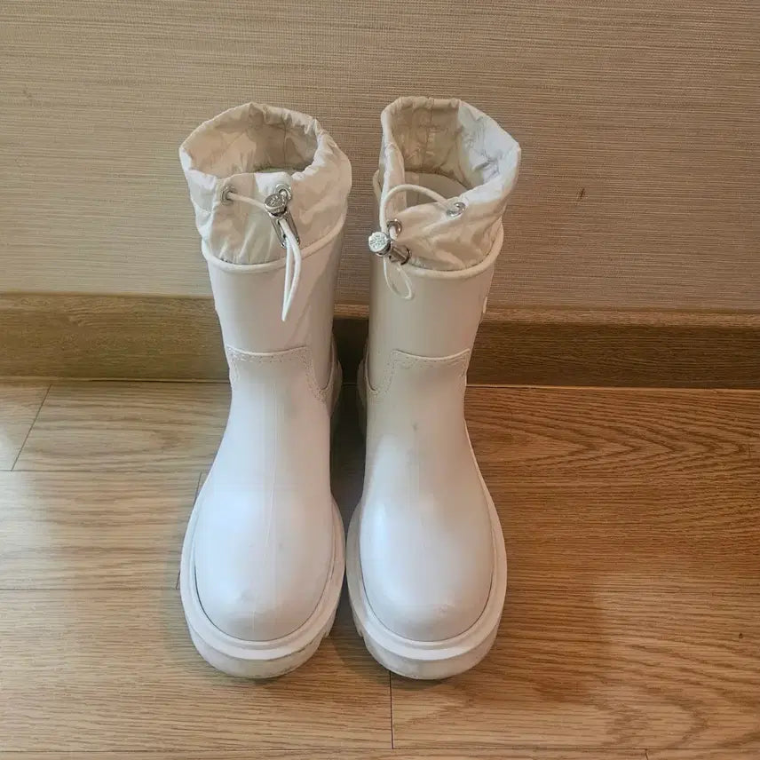 [BUNJANG] Moncler Women's Rain Boots 235 / 몽클레어 부츠235