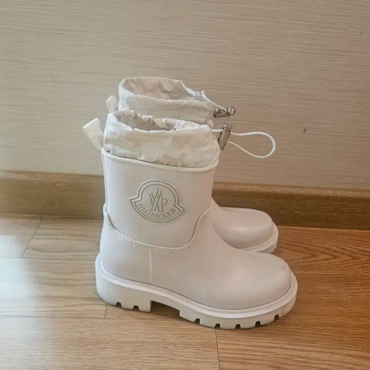 [BUNJANG] Moncler Women's Rain Boots 235 / 몽클레어 부츠235