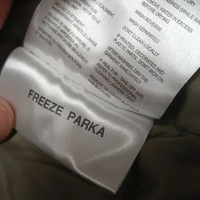 [BUNJANG] PESPOW Freeze Down Padded Parka (S Size) / PESPOW Freeze 파카 다운 패딩 S사이즈 상태매우좋음