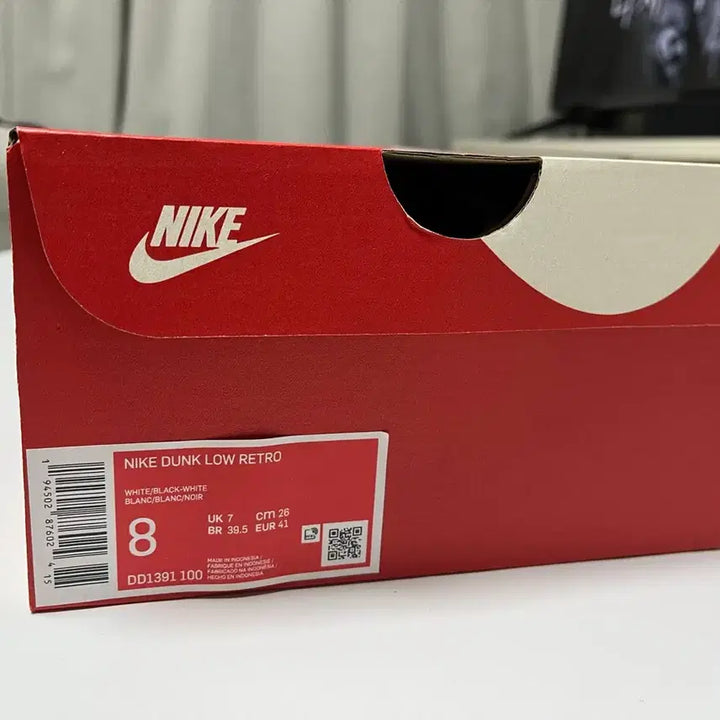 [BUNJANG] Nike Dunk Low Retro Panda (DD1391-100) Sneakers / 나이키 덩크 로우 레트로 범고래(DD1391-100) 260