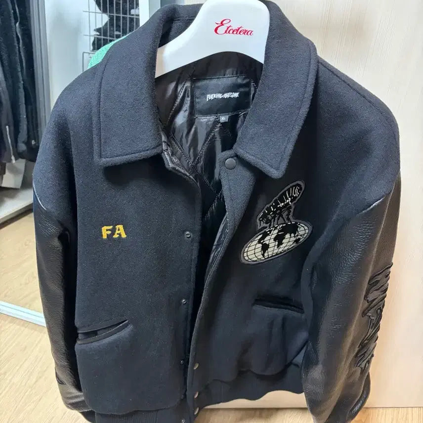 [SOLD OUT] 퍼킹어썸 바시티 자켓 판매합니다 XL