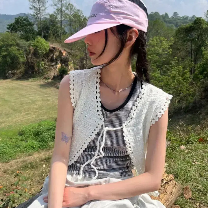 [BUNJANG] Kim Ah-Obb Lace Knit Vest Ivory / 김아홉 레이스 니트 조끼 아이보리