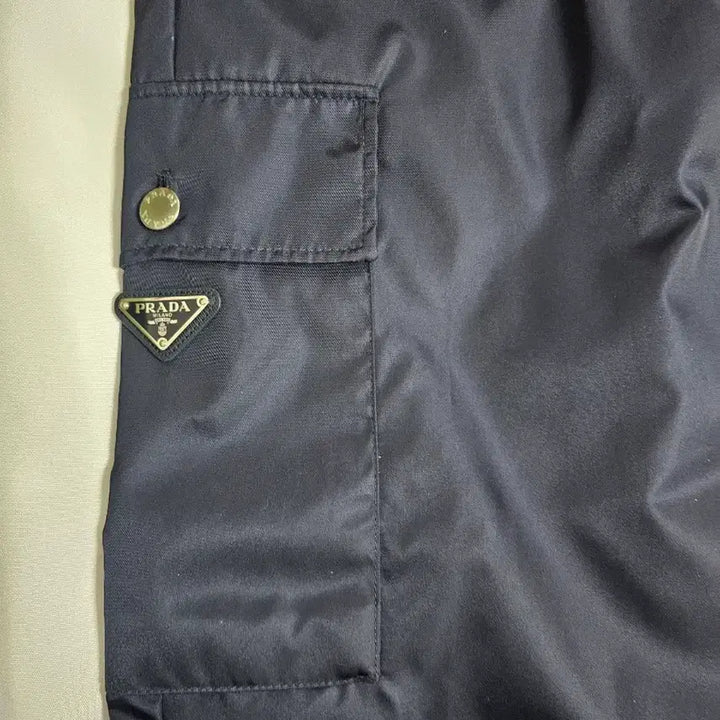 [BUNJANG] Prada Re-Nylon Triangle Logo Cargo Pants / (새상품)프라다 리나일론삼각로고 카고바지