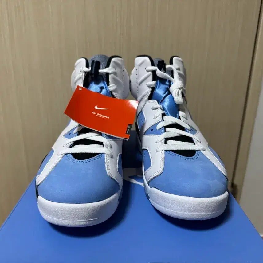 [BUNJANG] Nike Jordan 6 University Blue Sneakers / 조던6 유니버시티 블루 265 새상품