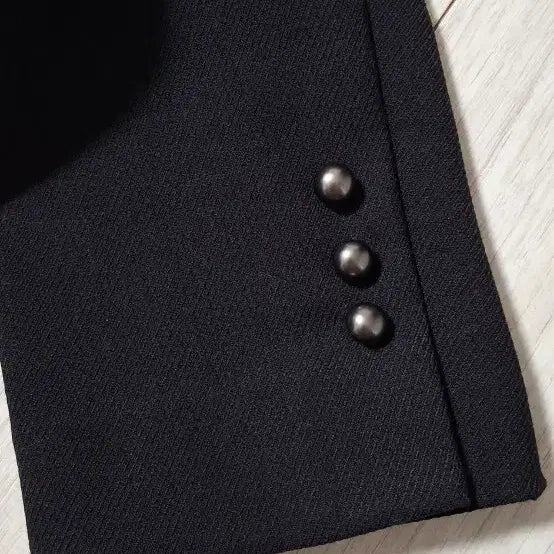 [BUNJANG] Izzat Two-Piece Black Dress (Size 55) / 아이잗 투피스형 블랙원피스 55
