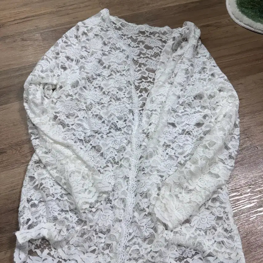 [BUNJANG] Lace See-through Cardigan / 레이스 시스루 가디건