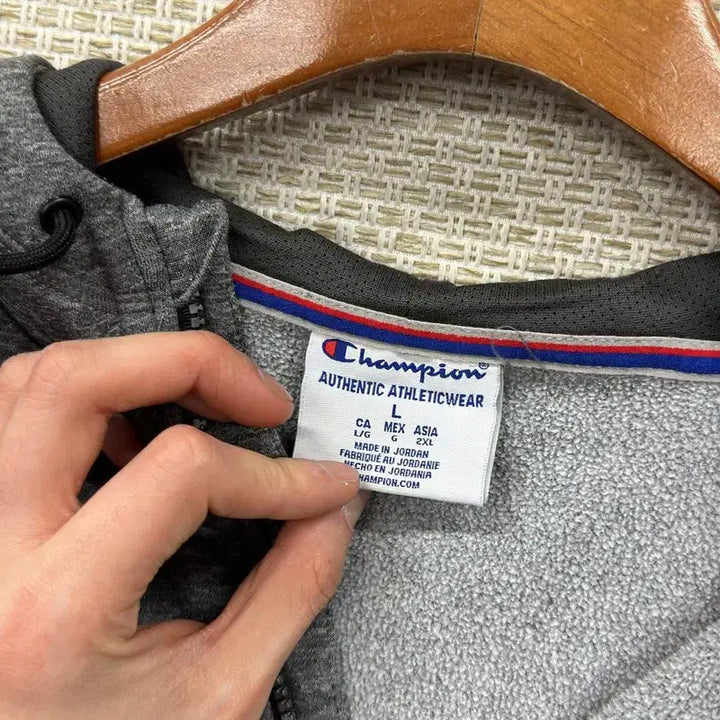 [BUNJANG] Champion Authentic Embroidered Logo Fleece Jersey Hoodie / 챔피온 어센틱 자수로고 약기모 져지 후드티 L A06594