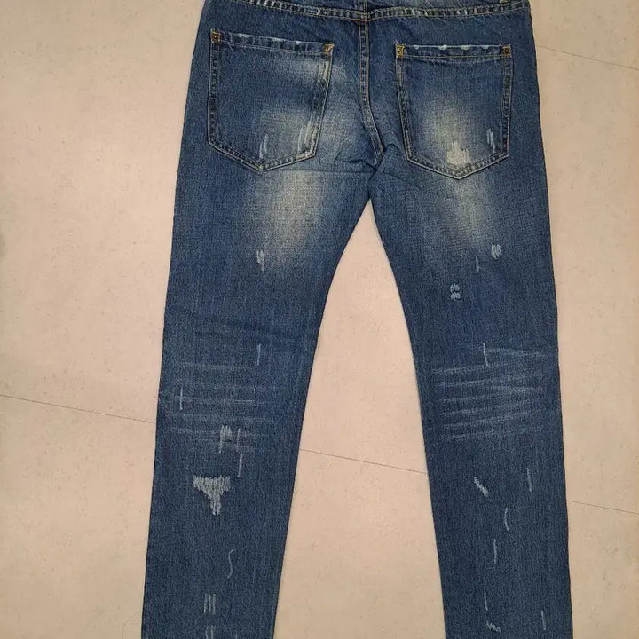 [BUNJANG] Dsquared2 Skater Fit Denim Jeans / Dsquared2 스케이터핏 데님 청바지 46