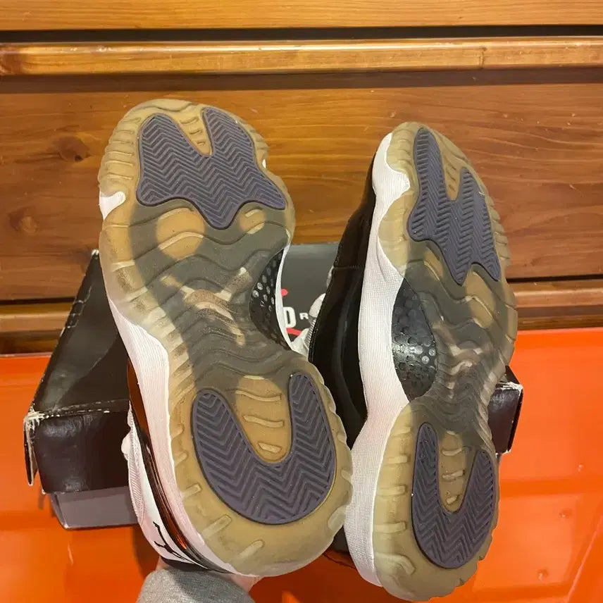 [BUNJANG] Nike Jordan 11 Concord Sneakers / [250]나이키 조던11 콩코드