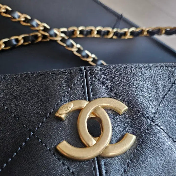 [BUNJANG] Chanel Leather Shoulder Bag / 샤넬 가죽 공방백 ㅡ22만원 급처
