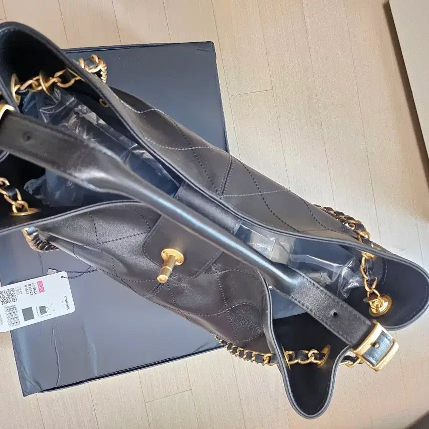 [BUNJANG] Chanel Leather Shoulder Bag / 샤넬 가죽 공방백 ㅡ22만원 급처