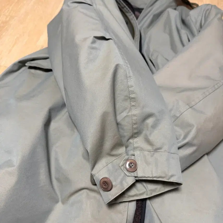 [BUNJANG] Begin202 Khaki Parka Coat / Begin202 브랜드의 개파카 스타일 코트
