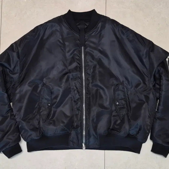 [BUNJANG] D.GNAK by KANG.D MA-1 Bomber Jacket / [SAMPLE] D.GNAK by KANG.D MA-1