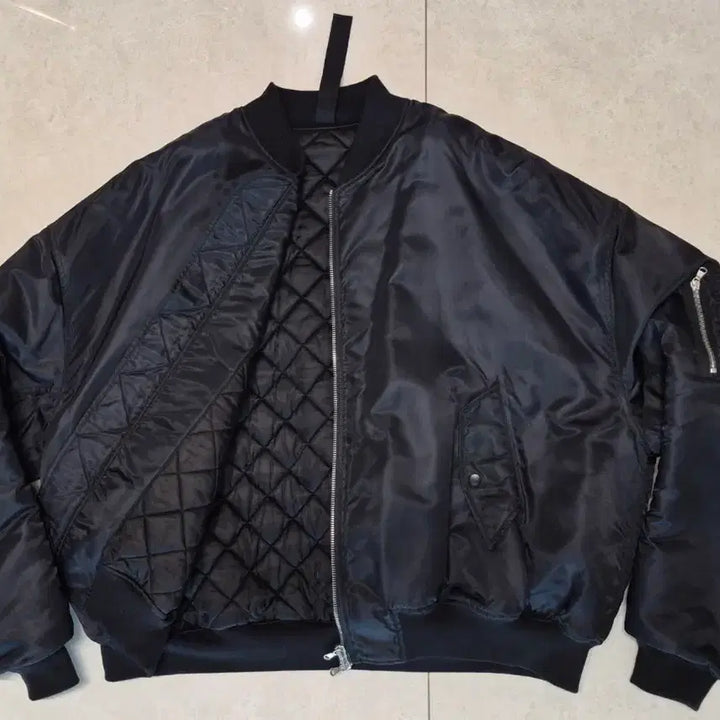 [BUNJANG] D.GNAK by KANG.D MA-1 Bomber Jacket / [SAMPLE] D.GNAK by KANG.D MA-1
