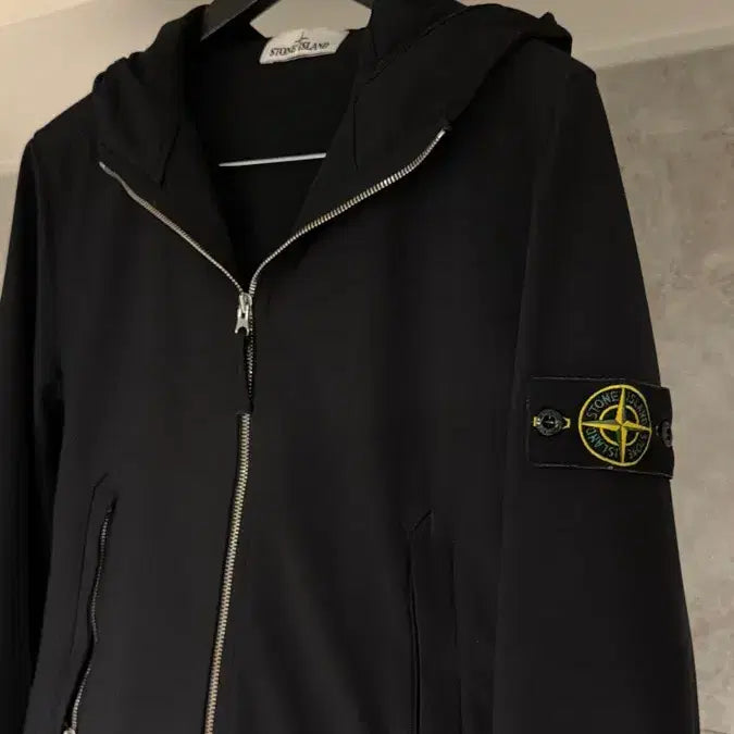 [BUNJANG] Stone Island Soft Shell Windbreaker Jacket / (상태 좋음) 스톤아일랜드 소프트쉘 바람막이 s