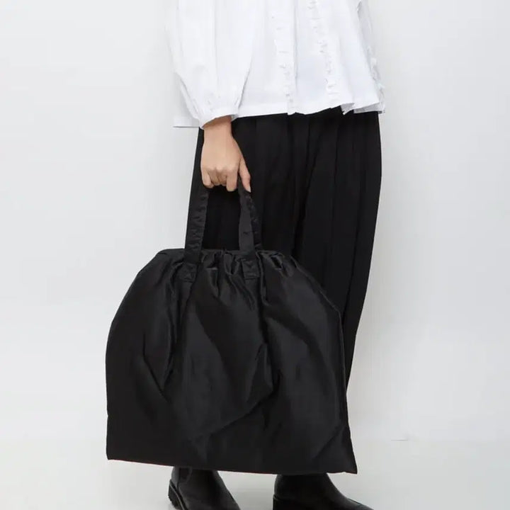 [SOLD OUT] 꼼데가르송 빅 나일론 패딩 가마구찌 토트백