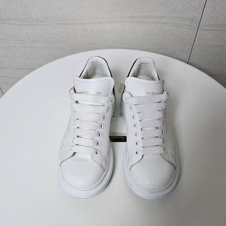 [BUNJANG] Alexander McQueen Oversized Sneakers EU39 / 알렉산더 맥퀸 오버솔 스니커즈 EU39 (250) 정품