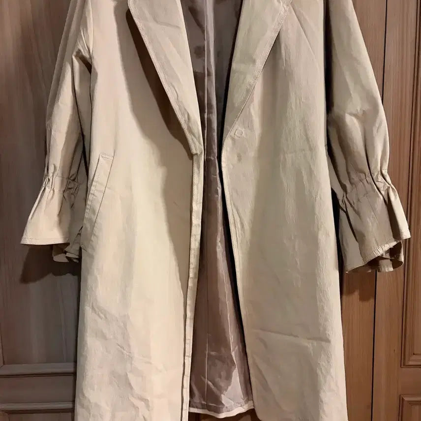 [BUNJANG] O2nd Ruffle Neck Trench Coat / 오즈세컨 봄 러플넥 트렌치코트 트렌치자켓 o2ed