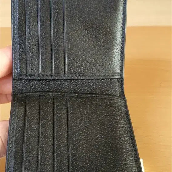 [BUNJANG] Gucci Bee Bifold Wallet / 구찌 꿀벌 반지갑/지갑 새상품급 정품(감정O)