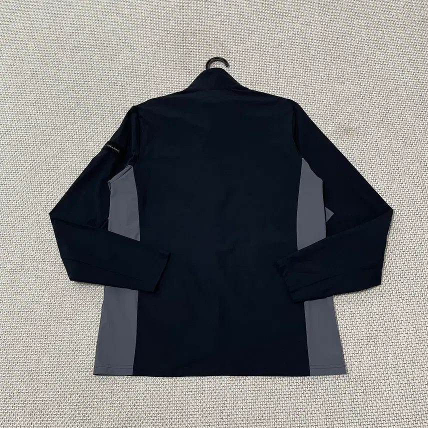 [BUNJANG] National Geographic Training Top (Zip-up) - Size 100 / L 네셔널지오그래픽 트레이닝복 집업 상의 N.9311