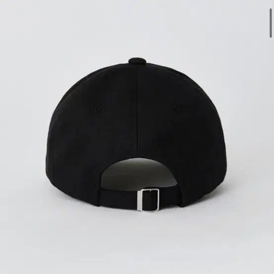 [BUNJANG] Low Classic Logo Ball Cap Black / 로우 클래식 로고 볼캡 블랙