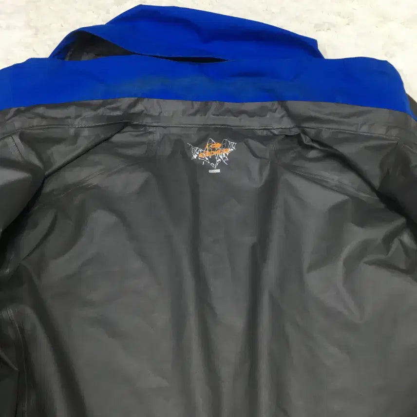 [BUNJANG] Aider Gore-Tex Windbreaker Jacket - Size 105 / 아이더 고어텍스 바람막이자켓 만원샵 BB23