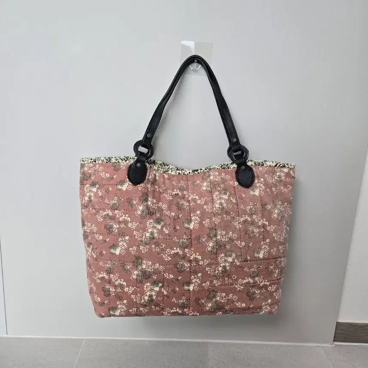 [SOLD OUT] 퀼트가방 플라워 퀼팅 토트백 숏숄더백