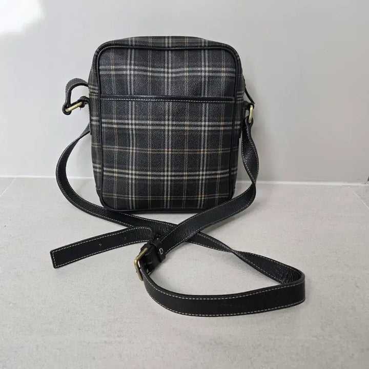 [BUNJANG] Beanpole Checkered Crossbody Bag / 빈폴 체크무늬 크로스백  남녀공용