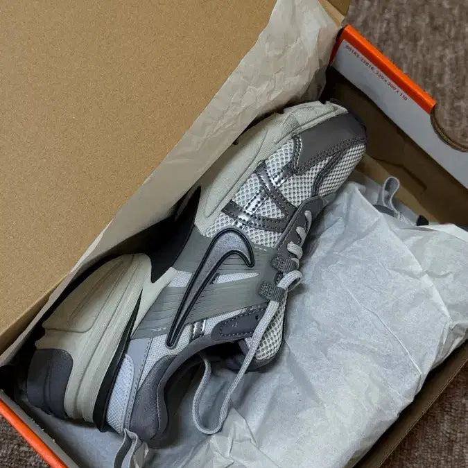 [BUNJANG] Nike FD0736-003 Sneakers / 나이키 FD0736-003 운동화입니다