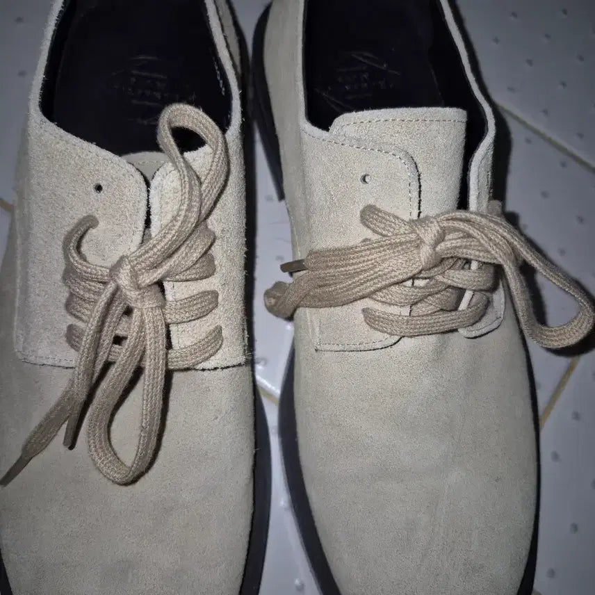 [BUNJANG] Romanticmove Juwoojae Collaboration Suede Derby Shoes Ivory 280 / 스웨이드 더비슈즈 아이보리 280