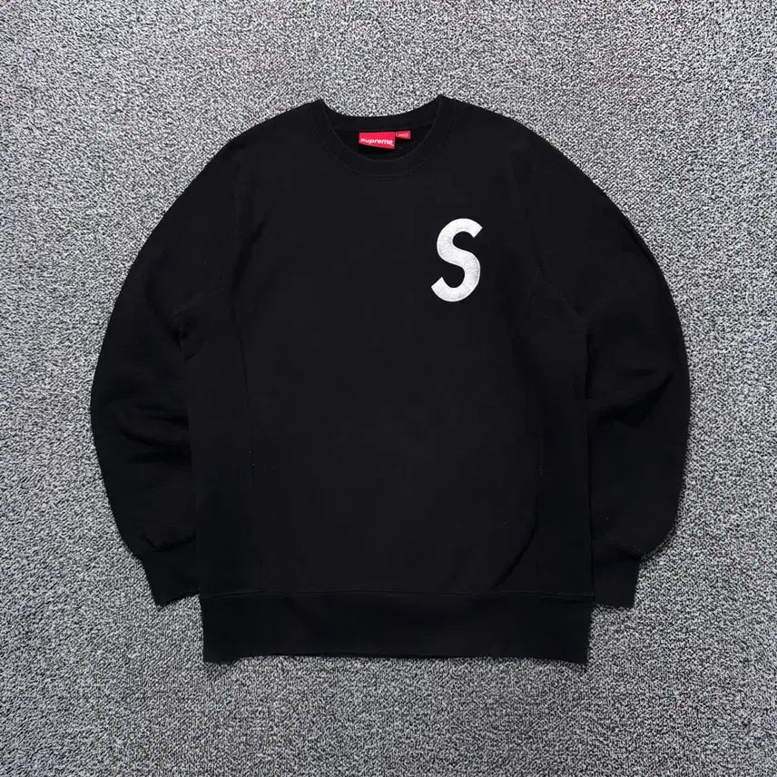 [BUNJANG] Supreme Embroidered S Logo Crewneck Black Sweatshirt / Name : 슈프림 자수 S로고 크루넥 블랙 컬러 맨투맨 :)