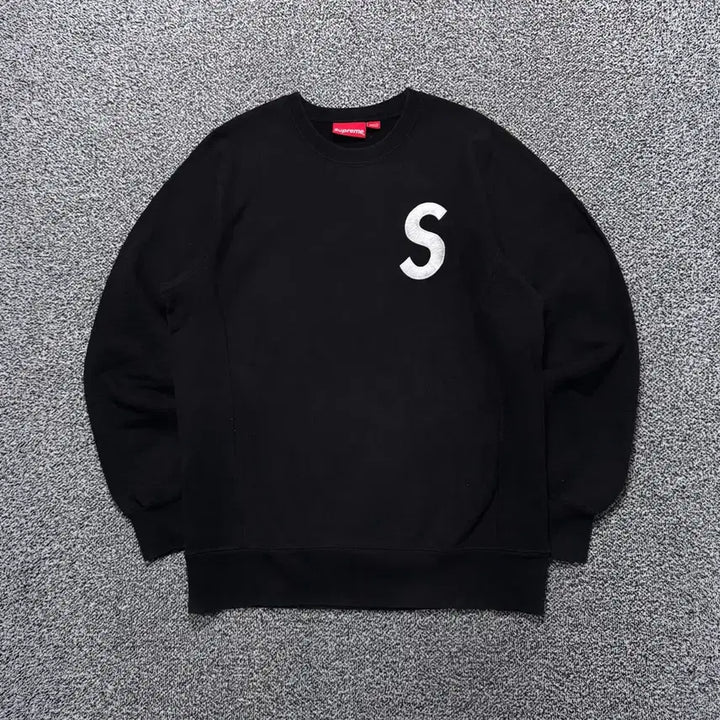 [BUNJANG] Supreme Embroidered S Logo Crewneck Black Sweatshirt / Name : 슈프림 자수 S로고 크루넥 블랙 컬러 맨투맨 :)