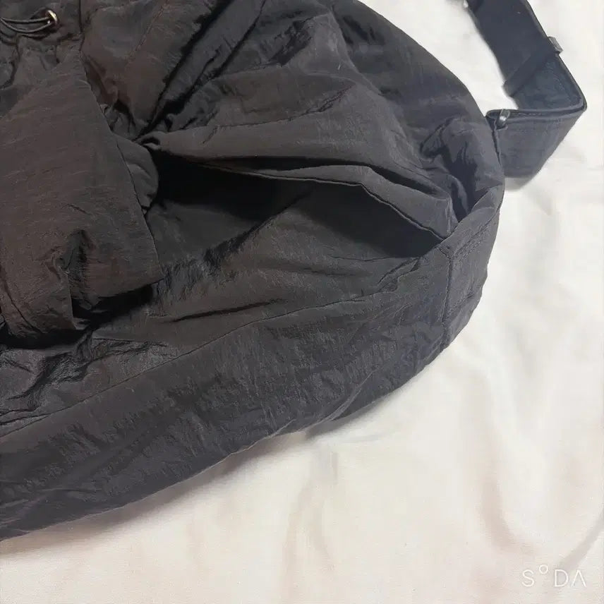 [BUNJANG] Athe Vanessa Bruno Ribbon Backpack Black / athe 아떼바네사브루노 리본 백팩 블랙