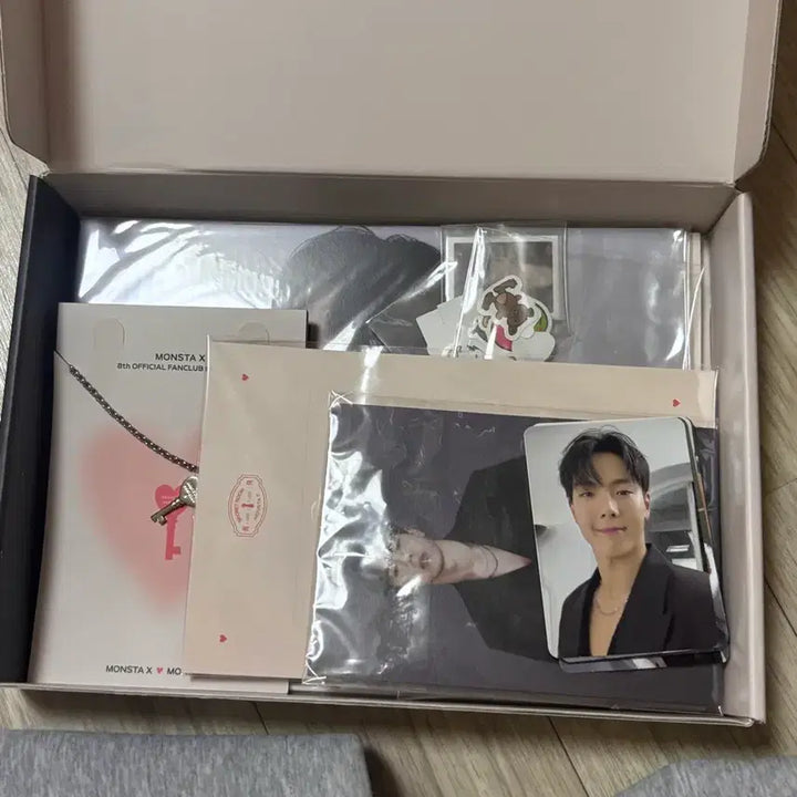 [BUNJANG] Monsta X Season's Greetings / 몬스타엑스 8기 팬클럽 시그