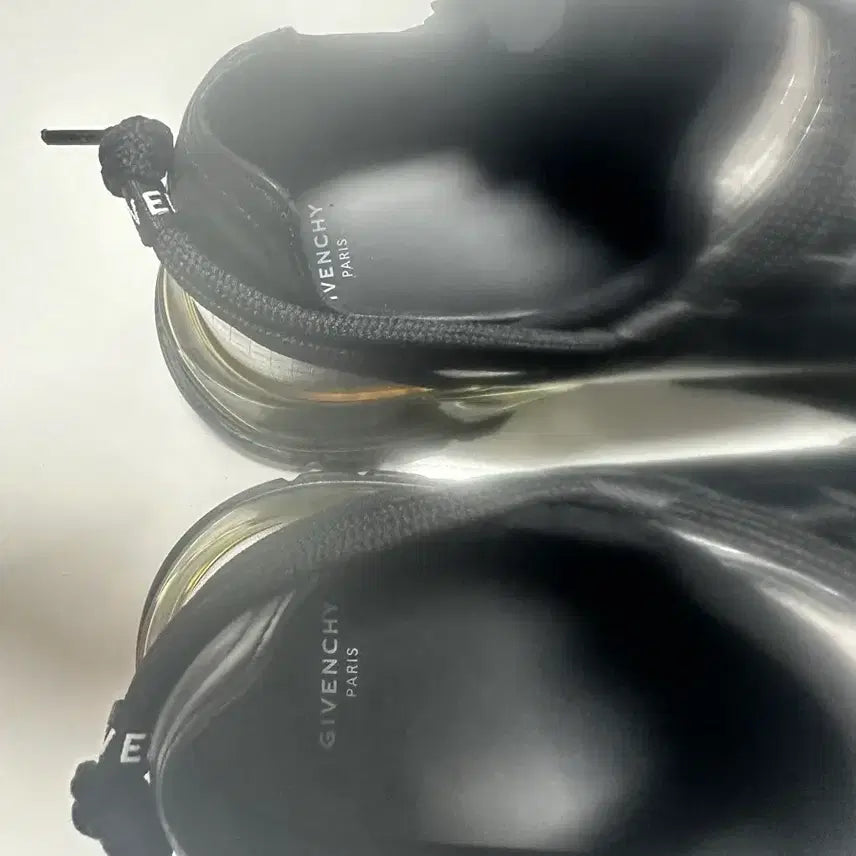 [BUNJANG] Givenchy Silver Sneakers Size 7 / 지방시 실버 스니커즈 사이즈7