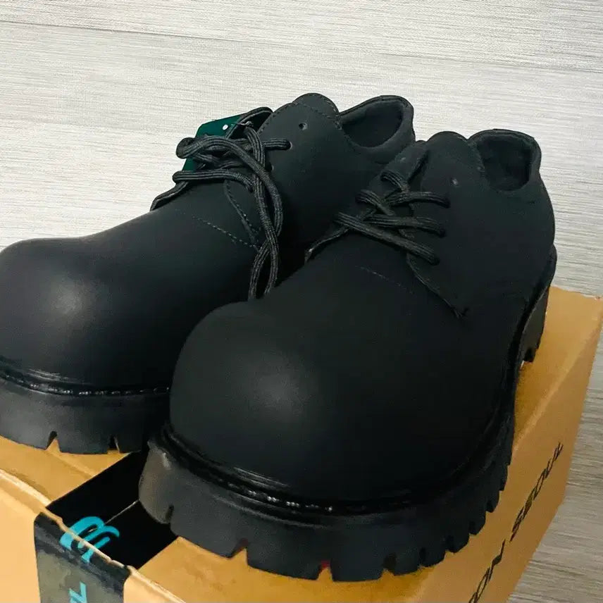 [BUNJANG] Button Seoul Matte Derby Shoes / 버튼서울 앞코라인 무광 더비 (280) 새상품