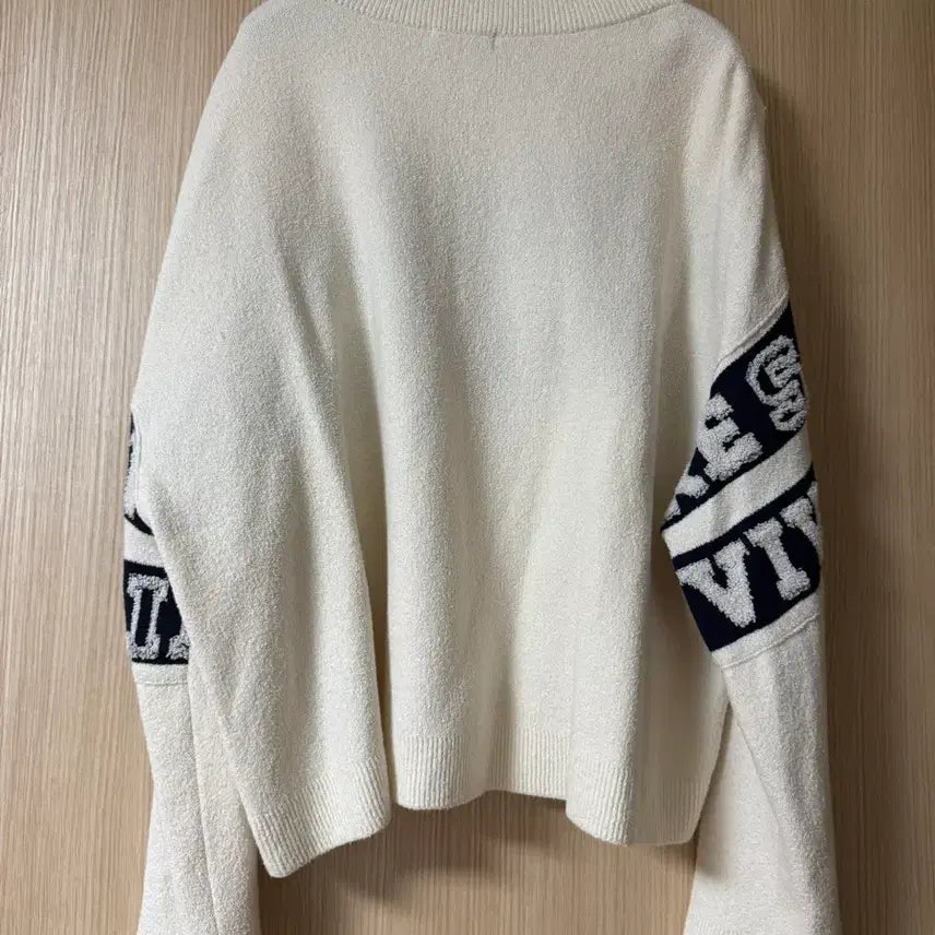 [BUNJANG] System Boucle Knit Top / 시스템 부클레 니트탑