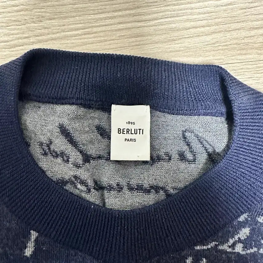 [BUNJANG] BaeLuti Scripto Knit M / 벌루티 정품 남녀공용 스크리토 니트 M