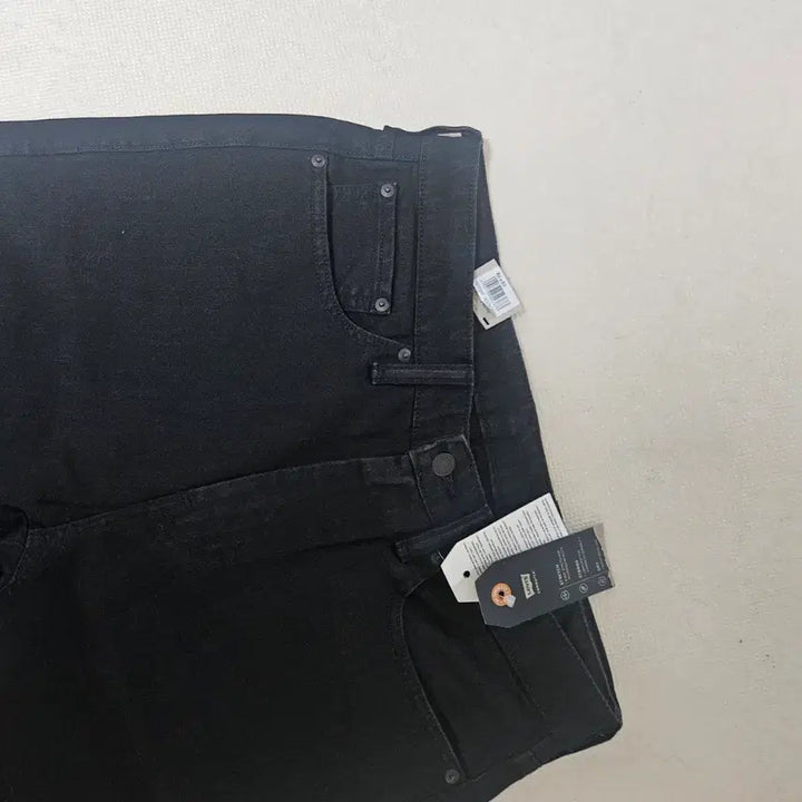 [BUNJANG] Levis 541 Black Jeans / 리바이스 541 / 블랙진 / 새상품
