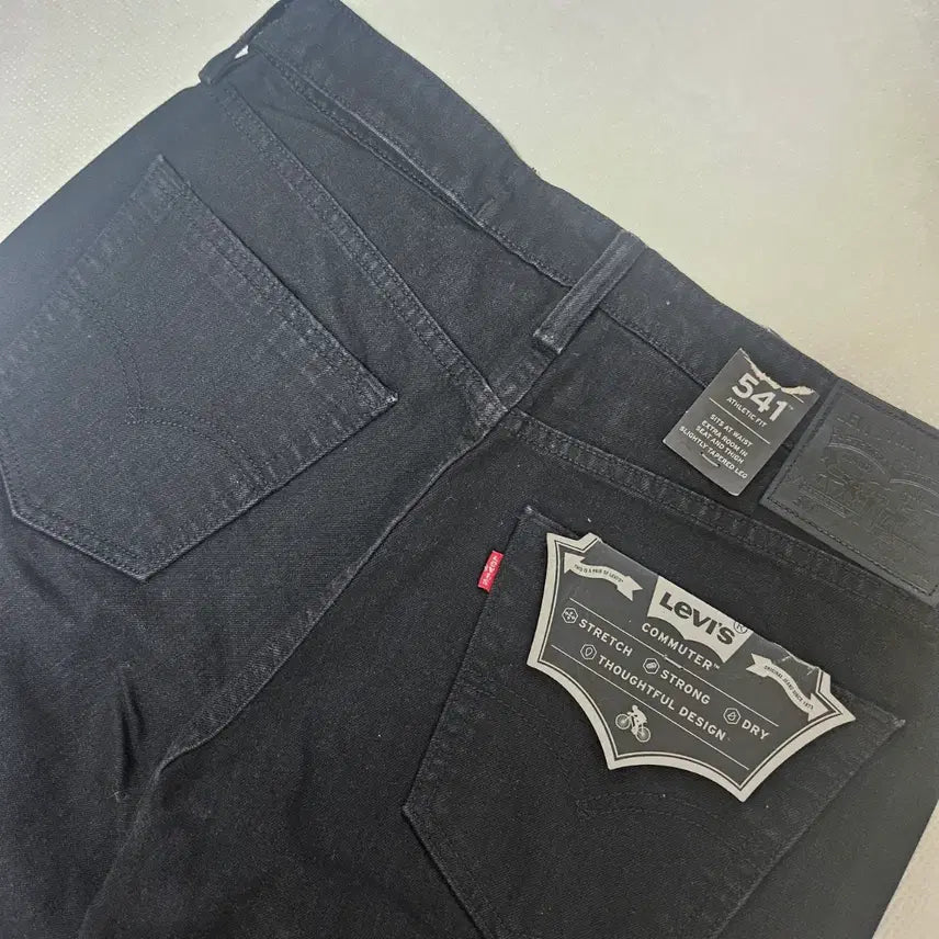 [BUNJANG] Levis 541 Black Jeans / 리바이스 541 / 블랙진 / 새상품