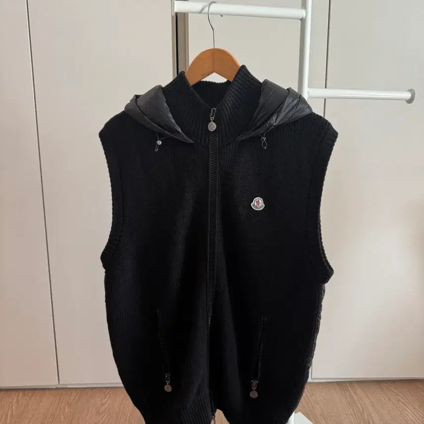 [BUNJANG] Moncler Vest XL / 몽클레어 니트패딩조끼 XL 사이즈