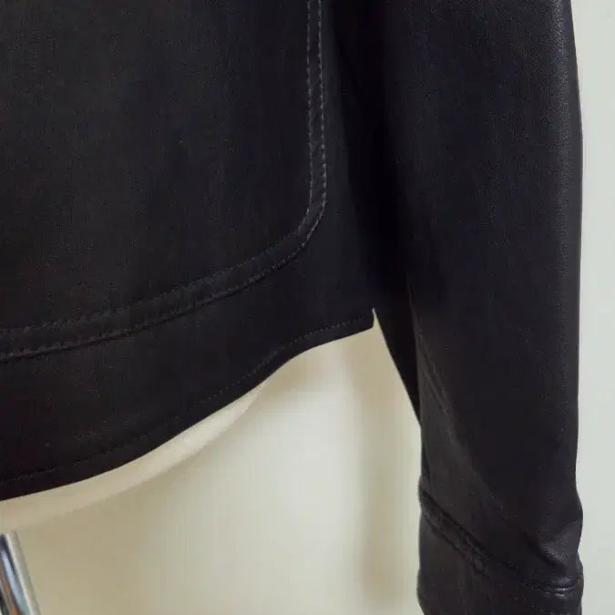 [BUNJANG] Roem Leather Jacket 85 / 로엠 가죽 자켓 숏 자켓 85-95-160