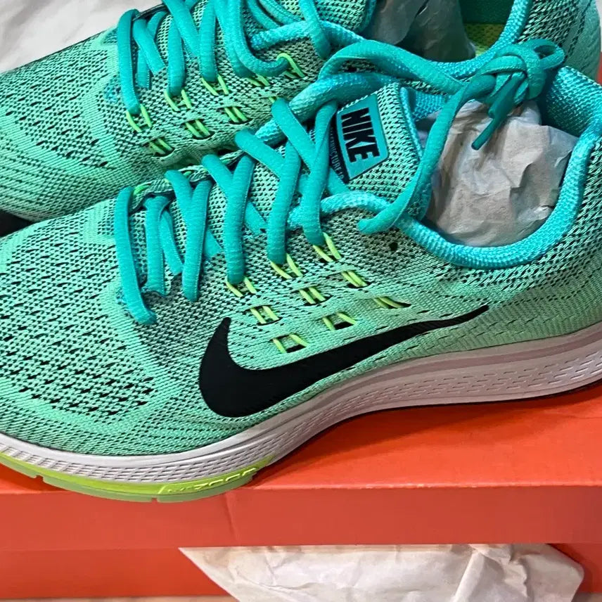 [BUNJANG] Nike Zoom Structure 18 Women's Shoes (Size 245) / 나이키 줌스트럭쳐18 여성용 새제품 245