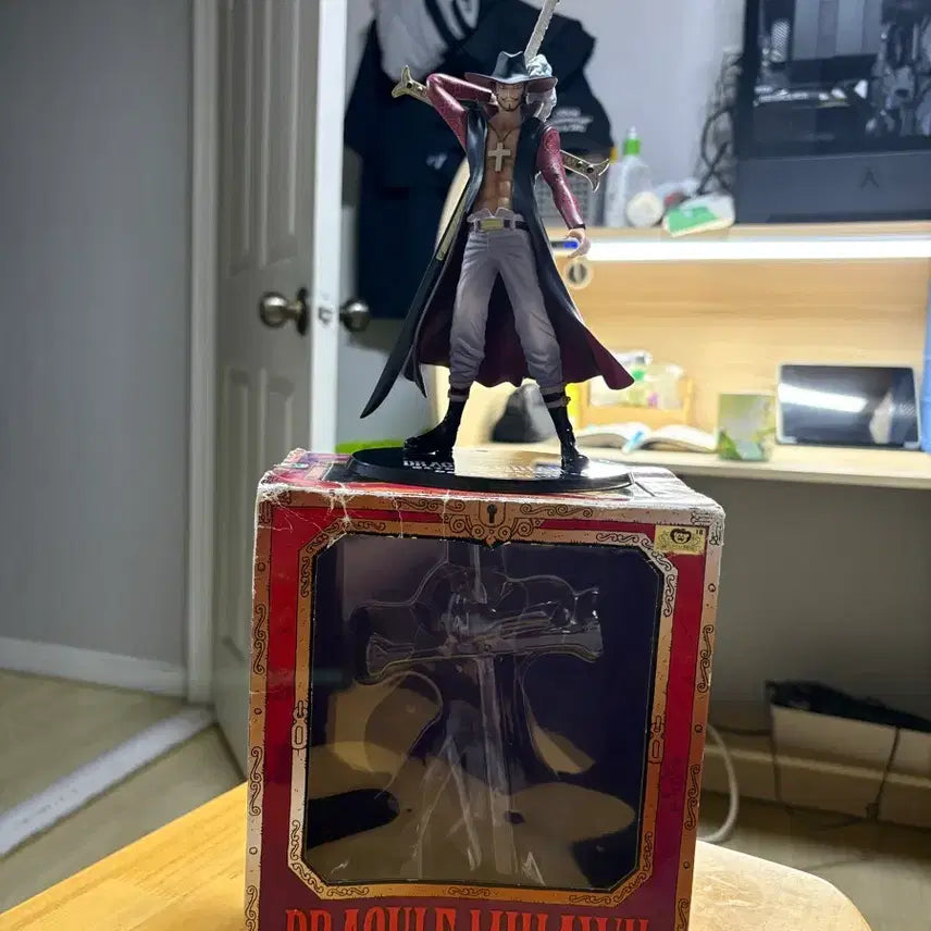 [BUNJANG] One Piece Mihawk Figure / 원피스 미호크 피규어